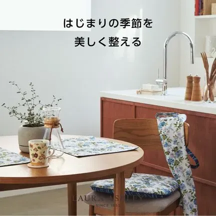 ダブル】ジョゼッテ柄／ペールシクラメン フィッテッドシーツ（ベッド
